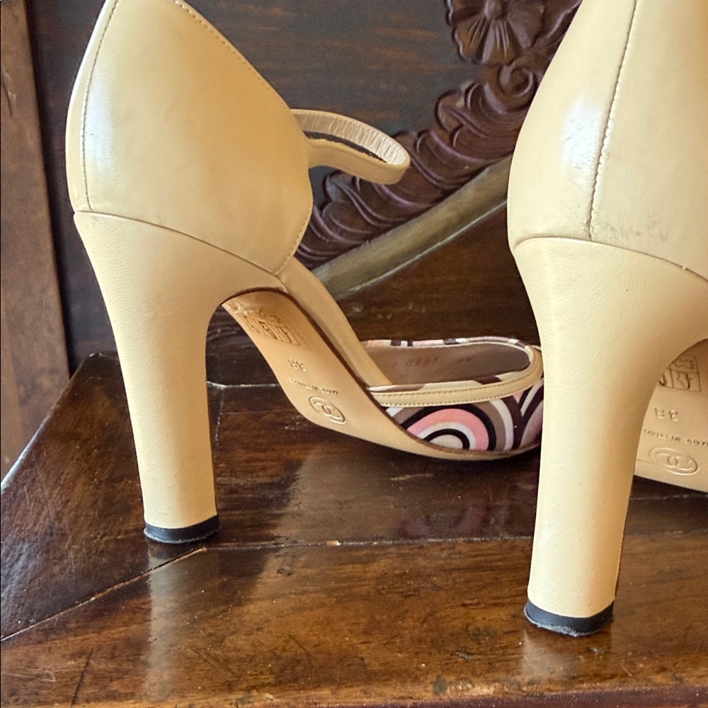 CHANEL slingback classic vintage beige and brown Patterned Women's Heels - Picture 11 of 16